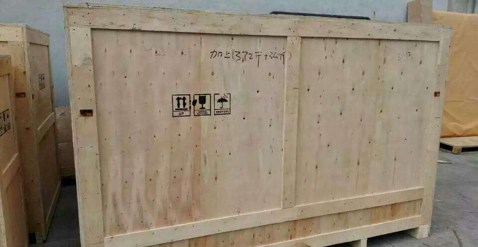 精美大型吊燈從中山到澳門貨運