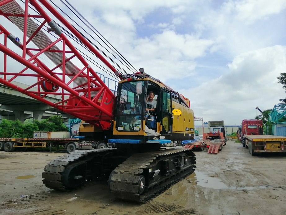 澳門大件運(yùn)輸,吊機(jī)車運(yùn)輸,澳門物流運(yùn)輸 澳門大件運(yùn)輸,吊機(jī)車運(yùn)輸,澳門物流運(yùn)輸
